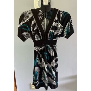 Heart Soul Women's Black Peacock feather short sleeve above the knee Size Small
